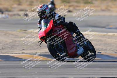 media/Dec-10-2023-SoCal Trackdays (Sun) [[0ce70f5433]]/Turn 2 (10am)/